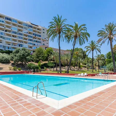 Sea View - 800 M From The Apartamento Estepona