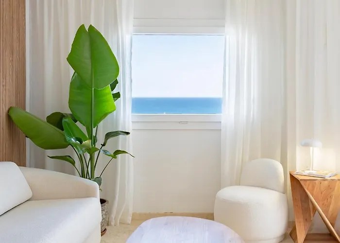 Sea View - 800 M From The Estepona