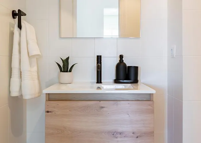 Sea View - 800 M From The Estepona